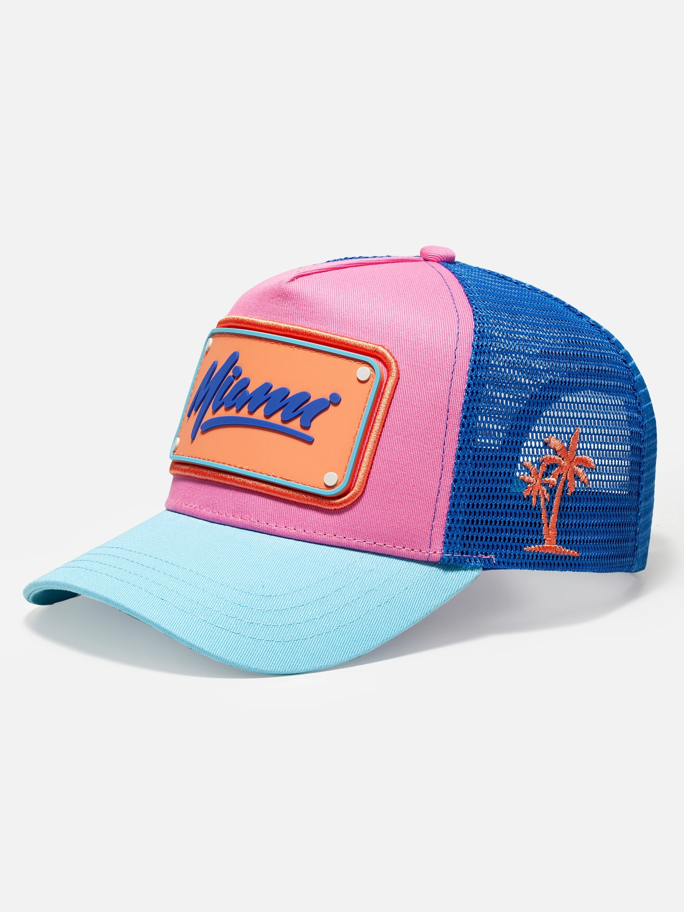 Miami FIFA Stadium Exclusive cap, three-quarter front view